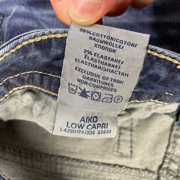 Silver Jeans Womens Sz 29 Blue Aiko Low Rise Capri Dark Wash Denim Pants NWT - Picture 4 of 8
